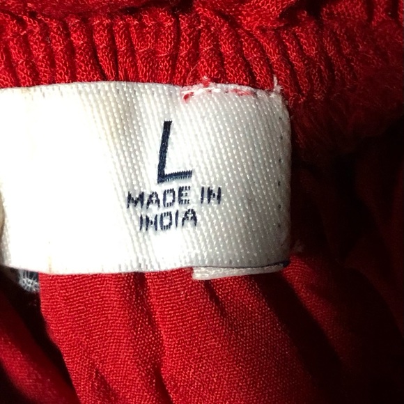 Hollister Co. Women's Red Blouse With Puffed Sleeves - Picture 6 of 6